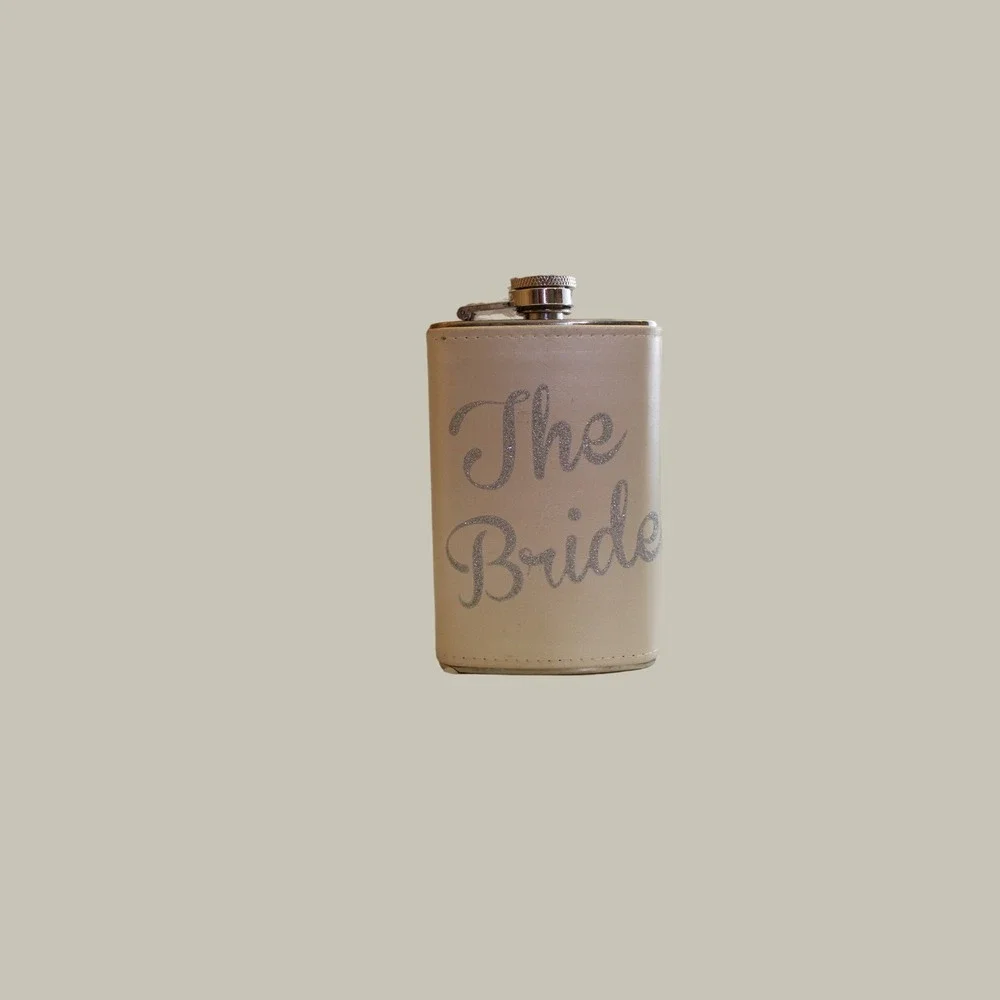 The Bride Stainless Steel Hip Flask 5oz Cream Faux Leather Veil Wedding Gift